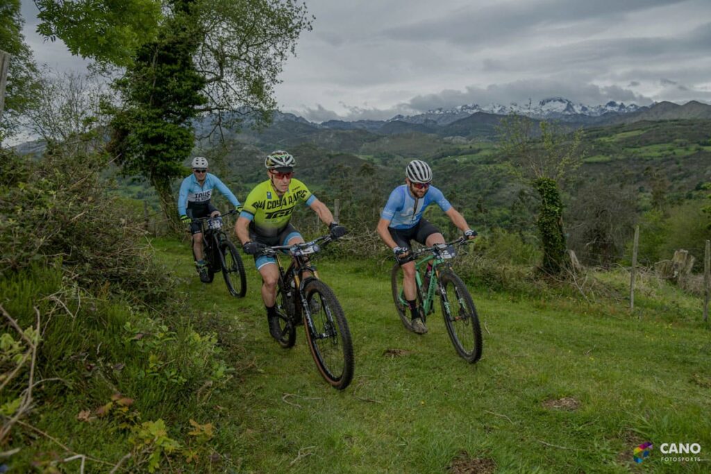 Actitude Eventos, organización de eventos deportivos en Asturias 5 svg+xml;charset=utf